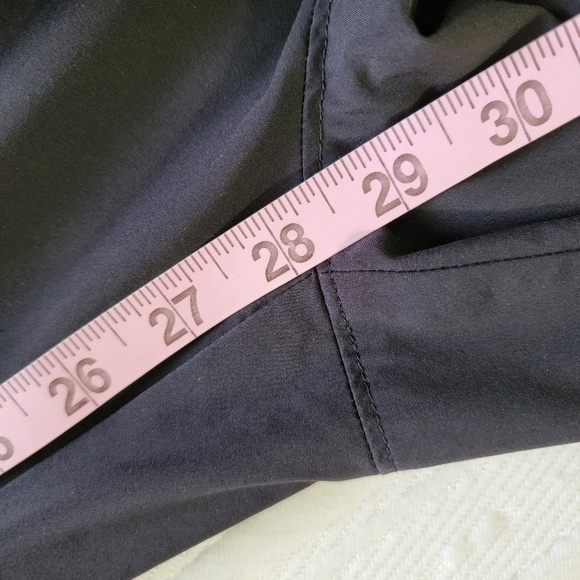 Athleta Women's Joggers Black Front Zip Pockets Lightweight Pull On Size 14 - Picture 12 of 13